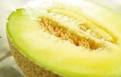 吃瓜群众如何秒变土豪女,一秒变身土豪女生的秘密